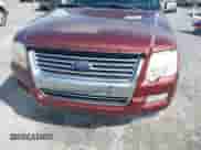 2010 Ford Explorer XLT z VIN 1FMEU7DE8AUA71610, wystawiony jako IAAI lot #42996416 z przebiegiem 166 691 mil mil oraz . Historia ofert i sprzedaży dostępna na DreamBid. Obrazek 6.