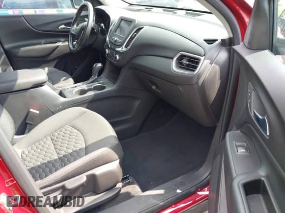 2020 Chevrolet Equinox LT с VIN 3GNAXKEV7LS642266, выставлен на аукционе IAAI как лот 43005764 с пробегом 121 592 миль миль и . История ставок и продаж доступна на DreamBid. Изображение 5.