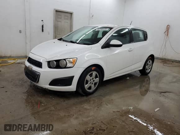 2015 Chevrolet Sonic LS с VIN 1G1JA6SH8F4190406, выставлен на аукционе Copart как лот 79423994 с пробегом 139 784 миль миль и Чистый • Clean title. История ставок и продаж доступна на DreamBid. Изображение 1.