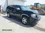 2009 Chevrolet Suburban LTZ z VIN 1GNFK36349R294901, wystawiony jako IAAI lot #42160500 z przebiegiem 178 800 mil mil oraz . Historia ofert i sprzedaży dostępna na DreamBid. Obrazek 1.