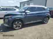 2024 Hyundai Venue SEL z VIN KMHRC8A38RU324806, wystawiony jako Copart lot #66617285 z przebiegiem 26 317 mil mil oraz Szkoda całkowita • Salvage title. Historia ofert i sprzedaży dostępna na DreamBid. Obrazek 1.