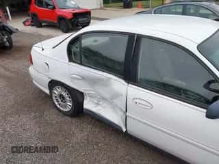 2005 Chevrolet Malibu Classic z VIN 1G1ND52F55M138148, wystawiony jako IAAI lot #42845730 z przebiegiem 129 100 mil mil oraz . Historia ofert i sprzedaży dostępna na DreamBid. Obrazek 6.