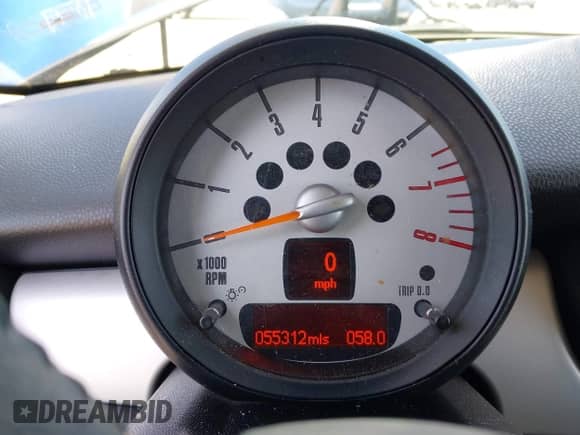 2012 MINI Hardtop with VIN WMWSU3C55CT263283, listed as a IAAI auction lot 42538787 with 55,312 mi miles and . Bid and sale history available at DreamBid. Image 7.