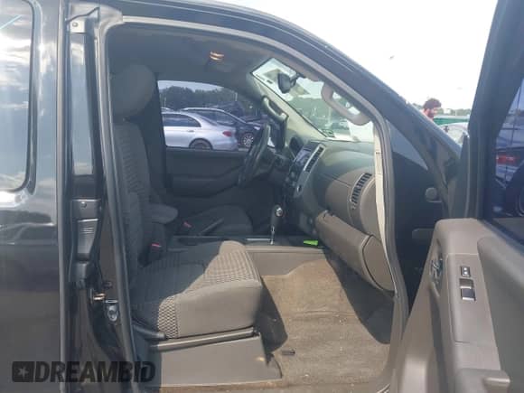 2014 Nissan Frontier SV z VIN 1N6AD0CU1EN749937, wystawiony jako IAAI lot #42792826 z przebiegiem 73 032 mil mil oraz . Historia ofert i sprzedaży dostępna na DreamBid. Obrazek 5.