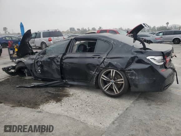 2019 BMW 7 Series 750i with VIN WBA7F0C51KGM25691, listed as a Copart auction lot 60250925 with Not provided miles and Salvage title. Bid and sale history available at DreamBid. Image 2.