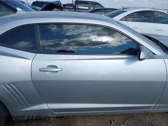 2015 Chevrolet Camaro LT with VIN 2G1FD1E30F9153654, listed as a IAAI auction lot 43169570 with 186,732 mi miles and . Bid and sale history available at DreamBid. Image 13.