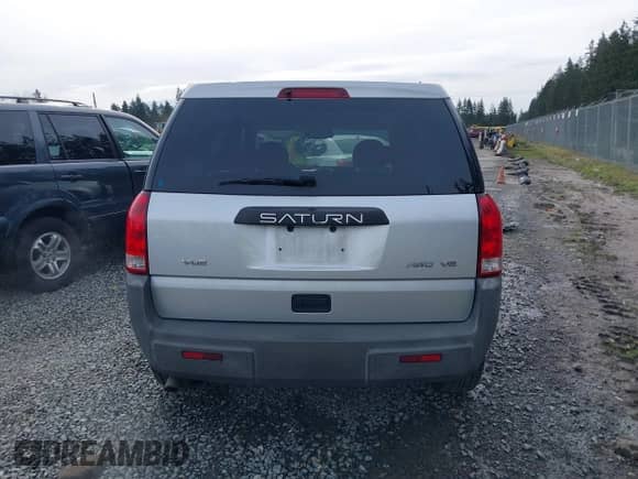 2004 Saturn VUE V6 with VIN 5GZCZ63424S857031, listed as a IAAI auction lot 41756123 with 126,475 mi miles and . Bid and sale history available at DreamBid. Image 16.