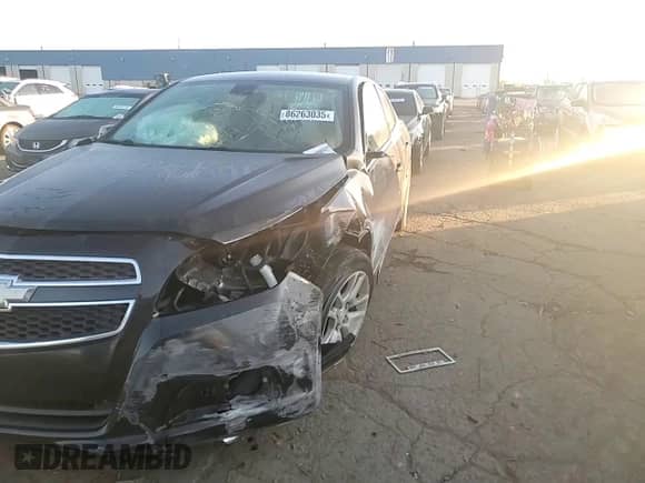 2013 Chevrolet Malibu Eco with VIN 1G11F5RR2DF121030, listed as a Copart auction lot 86263035 with 172,617 mi miles and Clean title. Bid and sale history available at DreamBid. Image 13.