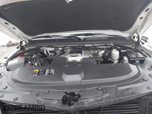 2015 Cadillac Escalade ESV Premium with VIN 1GYS4TKJ6FR708255, listed as a IAAI auction lot 42244621 with 31,407 mi miles and . Bid and sale history available at DreamBid. Image 10.