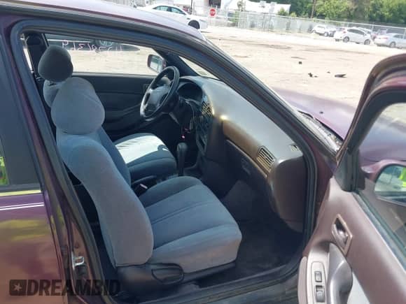 1992 Toyota Camry LE с VIN 4T1SK12EXNU135354, выставлен на аукционе IAAI как лот 42786369 с пробегом 154 521 миль миль и . История ставок и продаж доступна на DreamBid. Изображение 5.