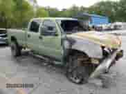 2005 Chevrolet Silverado 2500HD LT z VIN 1GCHK232X5F943958, wystawiony jako Copart lot #83798285 z przebiegiem Nie podano mil oraz Nie do naprawy • Non repairable. Historia ofert i sprzedaży dostępna na DreamBid. Obrazek 4.