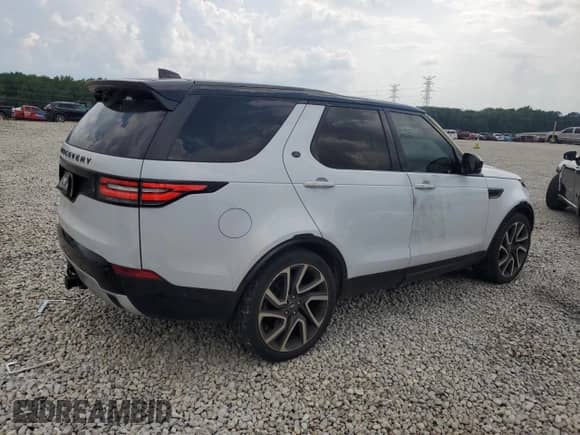 2017 Land Rover Discovery HSE Luxury с VIN SALRHBBVXHA022610, выставлен на аукционе Copart как лот 68378015 с пробегом 82 043 миль миль и Списание • Salvage title. История ставок и продаж доступна на DreamBid. Изображение 3.
