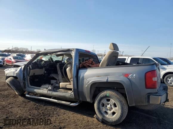 2007 Chevrolet Silverado 1500 LS с VIN 2GCEK13C871575439, выставлен на аукционе Copart как лот 47082955 с пробегом 249 675 миль миль и Списание • Salvage title. История ставок и продаж доступна на DreamBid. Изображение 2.