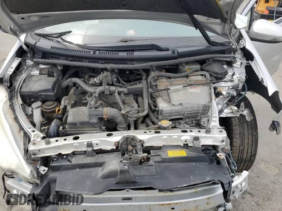 2012 Toyota Prius Four z VIN JTDKDTB31C1512676, wystawiony jako Copart lot #63628805 z przebiegiem Nie podano mil oraz Szkoda całkowita • Salvage title. Historia ofert i sprzedaży dostępna na DreamBid. Obrazek 11.