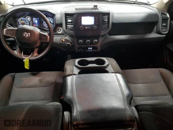 2020 Ram 1500 Tradesman with VIN 1C6RREGT6LN250965, listed as a Copart auction lot 86255105 with 201,906 mi miles and Clean title. Bid and sale history available at DreamBid. Image 8.