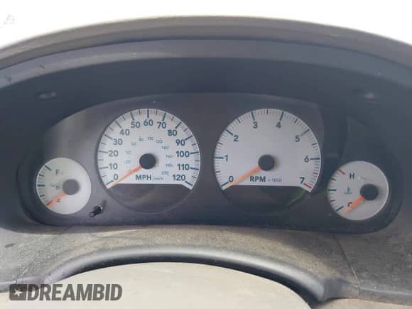 2006 Dodge Caravan SXT with VIN 1D4GP45R46B571953, listed as a IAAI auction lot 43032725 with Not provided miles and . Bid and sale history available at DreamBid. Image 7.