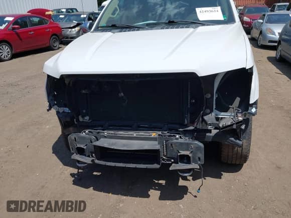 2018 Ford F-150 XL z VIN 1FTEW1EG2JFB09686, wystawiony jako IAAI lot #42493624 z przebiegiem 126 957 mil mil oraz . Historia ofert i sprzedaży dostępna na DreamBid. Obrazek 6.