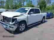 2020 Ram 1500 Lone Star z VIN 1C6RREFT5LN337869, wystawiony jako IAAI lot #42461522 z przebiegiem 148 064 mil mil oraz . Historia ofert i sprzedaży dostępna na DreamBid. Obrazek 2.