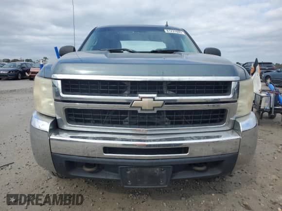 2009 Chevrolet Silverado 2500HD LT с VIN 1GCHK53K69F183308, выставлен на аукционе Copart как лот 81237695 с пробегом 279 564 миль миль и Списание • Salvage title. История ставок и продаж доступна на DreamBid. Изображение 5.