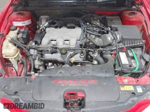 2000 Pontiac Grand Am GT z VIN 1G2NW52E4YM779647, wystawiony jako IAAI lot #42769292 z przebiegiem 200 419 mil mil oraz . Historia ofert i sprzedaży dostępna na DreamBid. Obrazek 10.