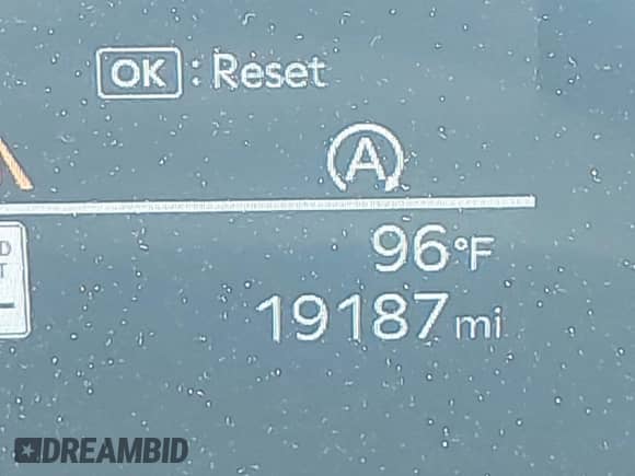2025 Kia Sorento EX z VIN 5XYRH4JFXSG326301, wystawiony jako IAAI lot #42695332 z przebiegiem 19 187 mil mil oraz . Historia ofert i sprzedaży dostępna na DreamBid. Obrazek 15.