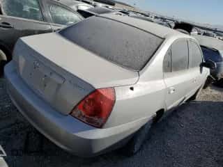 2004 Hyundai Elantra GLS z VIN KMHDN46D24U718888, wystawiony jako Copart lot #66443744 z przebiegiem Nie podano mil oraz Szkoda całkowita • Salvage title. Historia ofert i sprzedaży dostępna na DreamBid. Obrazek 3.