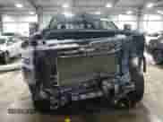 2020 Chevrolet Silverado 3500HD LT z VIN 1GC4YTE72LF333755, wystawiony jako Copart lot #44764675 z przebiegiem 33 741 mil mil oraz Szkoda całkowita • Salvage title. Historia ofert i sprzedaży dostępna na DreamBid. Obrazek 5.