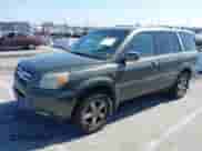 2006 Honda Pilot EX-L z VIN 5FNYF28716B014921, wystawiony jako IAAI lot #42228736 z przebiegiem 149 059 mil mil oraz . Historia ofert i sprzedaży dostępna na DreamBid. Obrazek 2.