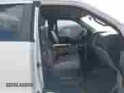 2019 Ford F-250 XL z VIN 1FT7X2B67KED93380, wystawiony jako IAAI lot #43143387 z przebiegiem 132 060 mil mil oraz . Historia ofert i sprzedaży dostępna na DreamBid. Obrazek 5.