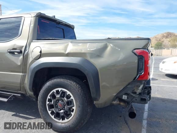 2024 Toyota Tacoma SR5 with VIN 3TMLB5JN6RM027745, listed as a IAAI auction lot 41479793 with 16,376 mi miles and . Bid and sale history available at DreamBid. Image 19.