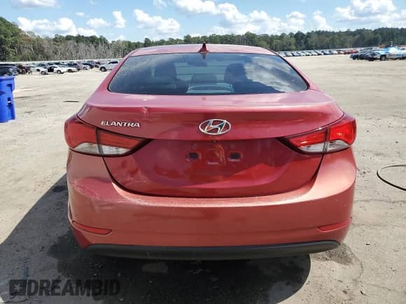 2015 Hyundai Elantra SE с VIN KMHDH4AE1FU383035, выставлен на аукционе Copart как лот 81204145 с пробегом 115 180 миль миль и Списание • Salvage title. История ставок и продаж доступна на DreamBid. Изображение 6.