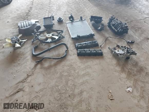 2015 Ram 1500 Express with VIN 1C6RR6FT3FS581841, listed as a Copart auction lot 85938235 with 240,923 mi miles and Clean title. Bid and sale history available at DreamBid. Image 12.