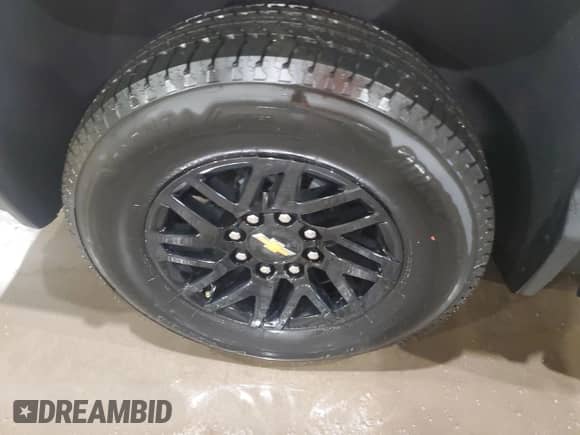 2024 Chevrolet Silverado EV Work Truck с VIN 1GC10VEL3RU209405, выставлен на аукционе Copart как лот 46334355 с пробегом 242 миль миль и Списание • Salvage title. История ставок и продаж доступна на DreamBid. Изображение 13.