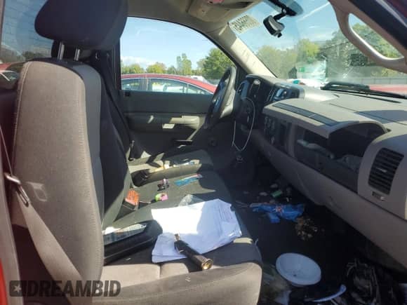 2007 Chevrolet Silverado 1500 Work Truck with VIN 1GCEC14C47E524207, listed as a Copart auction lot 80666445 with 190,755 mi miles and Salvage title. Bid and sale history available at DreamBid. Image 10.