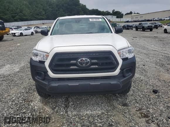 2023 Toyota Tacoma SR z VIN 3TYRX5GN2PT085100, wystawiony jako Copart lot #70010035 z przebiegiem 48 446 mil mil oraz Szkoda całkowita • Salvage title. Historia ofert i sprzedaży dostępna na DreamBid. Obrazek 5.