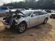 2006 Dodge Magnum with VIN 2D4FV47V76H124195, listed as a Copart auction lot 48734725 with 196,437 mi miles and Salvage title. Bid and sale history available at DreamBid. Image 1.
