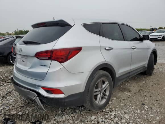 2017 Hyundai Santa Fe 2.4L z VIN 5XYZT3LBXHG468160, wystawiony jako Copart lot #80352755 z przebiegiem 168 006 mil mil oraz Czysty tytuł • Clean title. Historia ofert i sprzedaży dostępna na DreamBid. Obrazek 3.