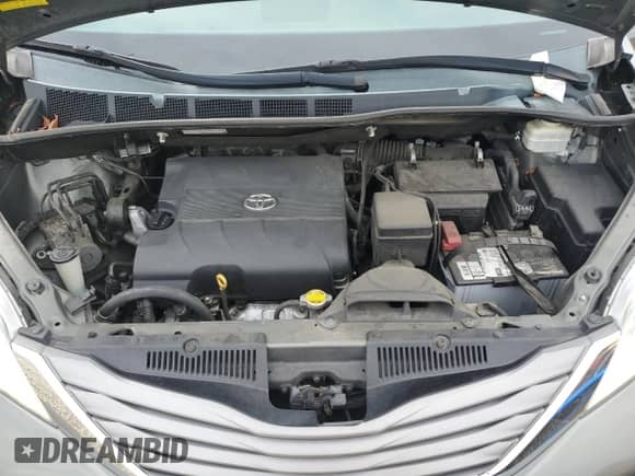 2013 Toyota Sienna XLE with VIN 5TDYK3DC7DS314816, listed as a Copart auction lot 81985845 with 105,952 mi miles and Salvage title. Bid and sale history available at DreamBid. Image 12.