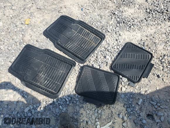 2012 Hyundai Veracruz Limited с VIN KM8NU4CC5CU193794, выставлен на аукционе Copart как лот 72006485 с пробегом 263 921 миль миль и Списание • Salvage title. История ставок и продаж доступна на DreamBid. Изображение 13.