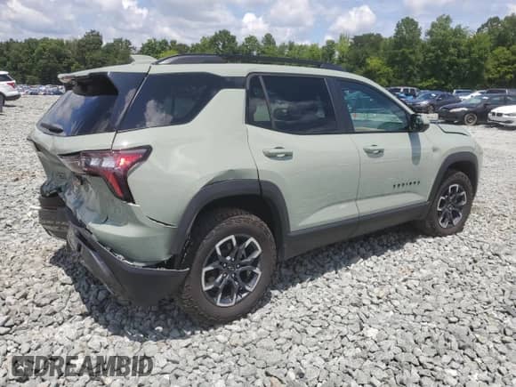 2025 Chevrolet Equinox AWD ACTIV with VIN 3GNAXSEG1SL122252, listed as a Copart auction lot 64373195 with 7,386 mi miles and Salvage title. Bid and sale history available at DreamBid. Image 3.