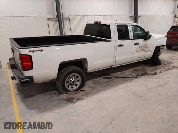 2016 Chevrolet Silverado 3500HD Work Truck с VIN 1GC2KYEG8GZ338064, выставлен на аукционе Copart как лот 69096162 с пробегом 124 532 миль миль и Списание • Salvage title. История ставок и продаж доступна на DreamBid. Изображение 3.