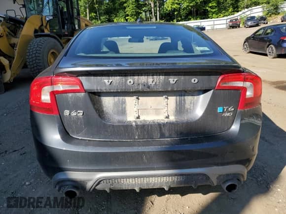 2014 Volvo S60 T6 with VIN YV1902FHXE1293885, listed as a Copart auction lot 61904664 with 105,151 mi miles and Salvage title. Bid and sale history available at DreamBid. Image 6.