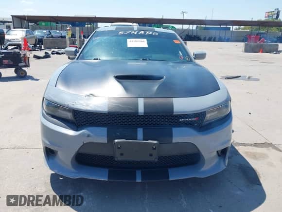 2020 Dodge Charger R/T z VIN 2C3CDXCT5LH212333, wystawiony jako IAAI lot #43185266 z przebiegiem 106 327 mil mil oraz . Historia ofert i sprzedaży dostępna na DreamBid. Obrazek 12.