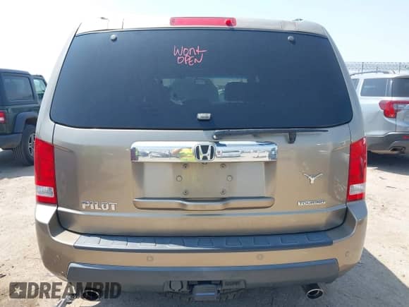 2009 Honda Pilot Touring with VIN 5FNYF38809B004142, listed as a IAAI auction lot 42337103 with 152,874 mi miles and . Bid and sale history available at DreamBid. Image 16.