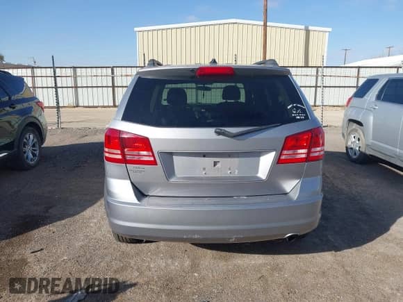 2016 Dodge Journey SE с VIN 3C4PDCAB5GT111063, выставлен на аукционе IAAI как лот 43554639 с пробегом 119 681 миль миль и . История ставок и продаж доступна на DreamBid. Изображение 15.