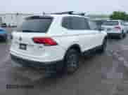 2020 Volkswagen Tiguan SE с VIN 3VV2B7AX9LM163952, выставлен на аукционе IAAI как лот 42366719 с пробегом 69 866 миль миль и . История ставок и продаж доступна на DreamBid. Изображение 4.