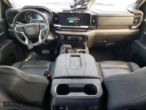 2022 Chevrolet Silverado 1500 RST z VIN 1GCUDEET9NZ502028, wystawiony jako Copart lot #44854605 z przebiegiem 50 146 mil mil oraz Szkoda całkowita • Salvage title. Historia ofert i sprzedaży dostępna na DreamBid. Obrazek 8.