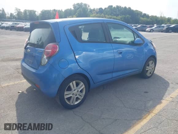 2013 Chevrolet Spark LS с VIN KL8CA6S96DC507202, выставлен на аукционе IAAI как лот 43195414 с пробегом 276 443 миль миль и . История ставок и продаж доступна на DreamBid. Изображение 4.