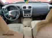 2008 Chevrolet Colorado Work Truck z VIN 1GCCS199388169053, wystawiony jako Copart lot #57407235 z przebiegiem 103 472 mil mil oraz Szkoda całkowita • Salvage title. Historia ofert i sprzedaży dostępna na DreamBid. Obrazek 8.