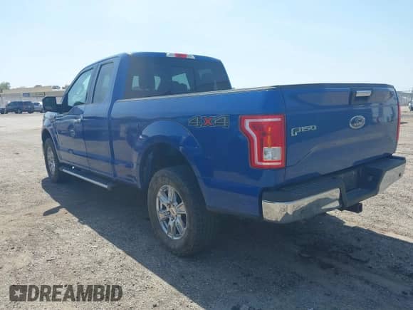 2017 Ford F-150 XL z VIN 1FTFX1EGXHKC76669, wystawiony jako IAAI lot #41989592 z przebiegiem 137 993 mil mil oraz . Historia ofert i sprzedaży dostępna na DreamBid. Obrazek 3.